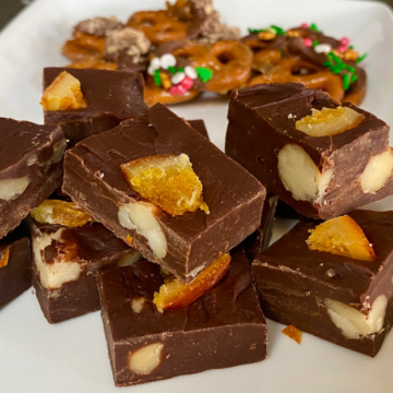 Super simple fudge packaged with orange peel and crunch macadamia nuts.