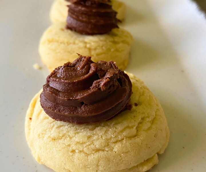  Soft and buttery, and topped with a rich, creamy dark chocolate frosting