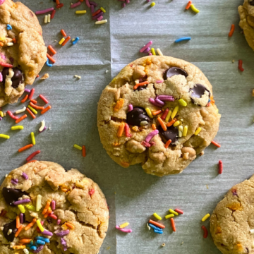 Loaded with combination of creamy peanut butter, chocolate chips, and peanut butter chips and full of festive rainbow sprinkles!
