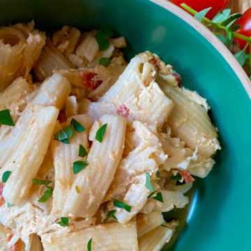 Slow Cooker Italian Chicken Pasta Combines a few simple ingredients to make a delicious family meal.