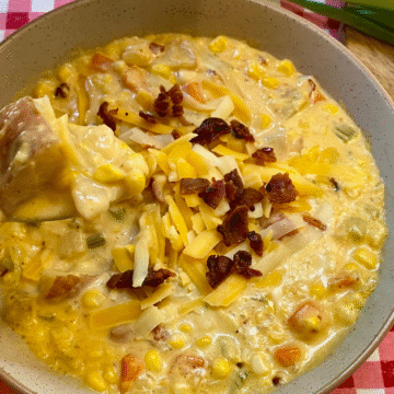 This smoky corn chowder uses fresh corn on the cob, bacon and smoked paprika to capture the flavors of a Summer BBQ.