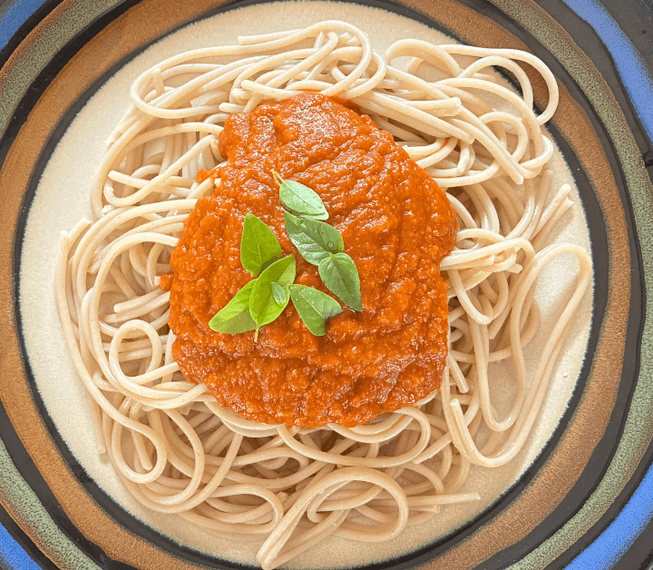 This slow cooker eggplant marinara is loaded with fresh vegetables.